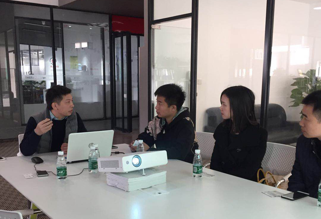 热烈欢迎广东恒大集团总公司团队今天上午来公司进行考察!